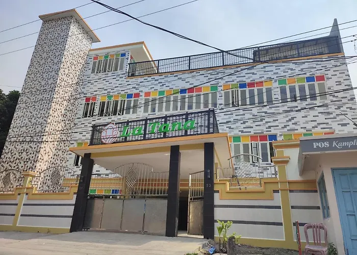La Tana Hotel