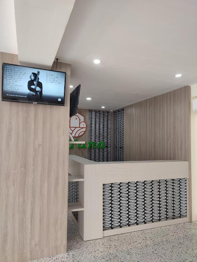 La Tana Hotel 2*